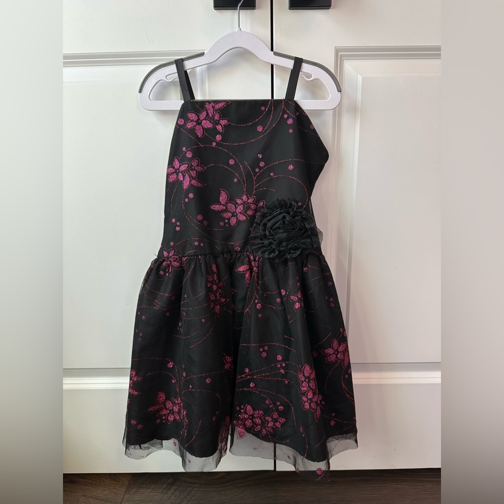 Dorissa Girls Black Tulle Pink Floral Strappy Dress (Size 8)